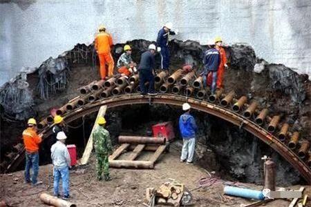 滦平隧道钢花管支护案例